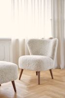 Billede af Natures Collection Emily Lounge Chair in New Zealand Sheepskin B: 60 - Cappuccino/Oak