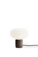 Billede af New Works Karl-Johan Table Lamp - Smoked Oak/White Opal