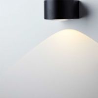 Billede af LOOM Design FREY Single LED Væglampe - Sort