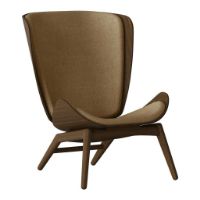 Billede af Umage The Reader Wing Chair SH: 43 cm - Sugar Brown/Mørk Eg