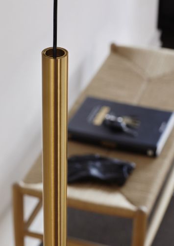 LOOM Design Valkyrie 37 Pendel L: 37 cm - Brass