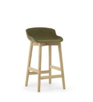 Billede af Normann Copenhagen Hyg Barstol Frontpolstret SH: 65 cm - Interfuse/Eg