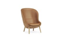 Billede af Normann Copenhagen Hyg High Loungestol SH: 40 cm - Brandy Læder/Eg