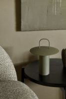 Billede af Audo Copenhagen Ray Table Lamp Portable H: 23,5 cm - Dusty Green