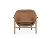 Billede af Normann Copenhagen Drape Lounge Chair Low Oak H: 85 cm - Ultra Leather Brandy