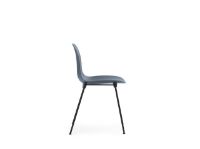 Billede af Normann Copenhagen Form Stol Stabelbar SH: 44,2 cm - Blå/Sort