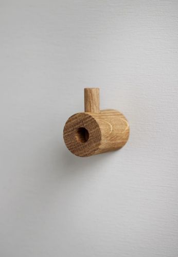 Moebe Wooden Wall Hook H: 2,4 cm - Oak