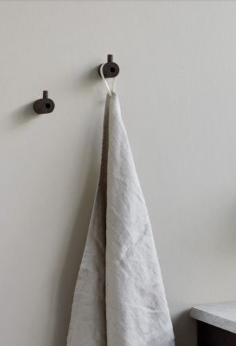 Moebe Wooden Wall Hook H: 2,4 cm - Smoked Oak