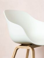 Billede af HAY AAC 222 About A Chair H: 82 cm - Lacquered Oak Veneer/Melange White  