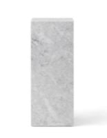Billede af Audo Copenhagen Plinth Pedestal H: 75 cm - White Marble Carrara