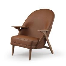 Billede af Warm Nordic Wingman Lounge Chair SH: 42 cm - Vitoria 2267/Oiled Oak