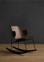 Billede af Audo Copenhagen The Penguin Rocking Chair SH: 42 cm - Natural Oak