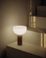 Billede af New Works Kizu Portable Table Lamp Ø: 18 cm - Breccia Pernice Marble/White Acrylic