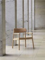 Billede af Normann Copenhagen Timb Lounge Armchair Upholstery SH: 42 cm - Tan / Ultra Leather Camel