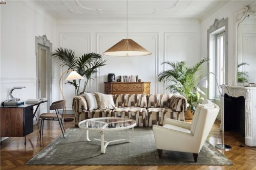 GUBI Adnet Coffee Table Ø: 100 cm - Cream Leather