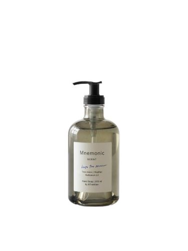 &Tradition Mnemonic MNC1 Hand Soap 375 ml - Into The Moor