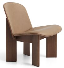 Billede af HAY Chisel Lounge Chair Polstret SH: 39 cm - Lacquered Walnut/Sense Leather Nougat