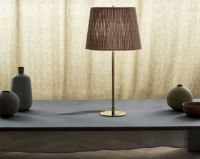 Billede af GUBI 9205 Table Lamp H: 57 cm - Brass/Bamboo 