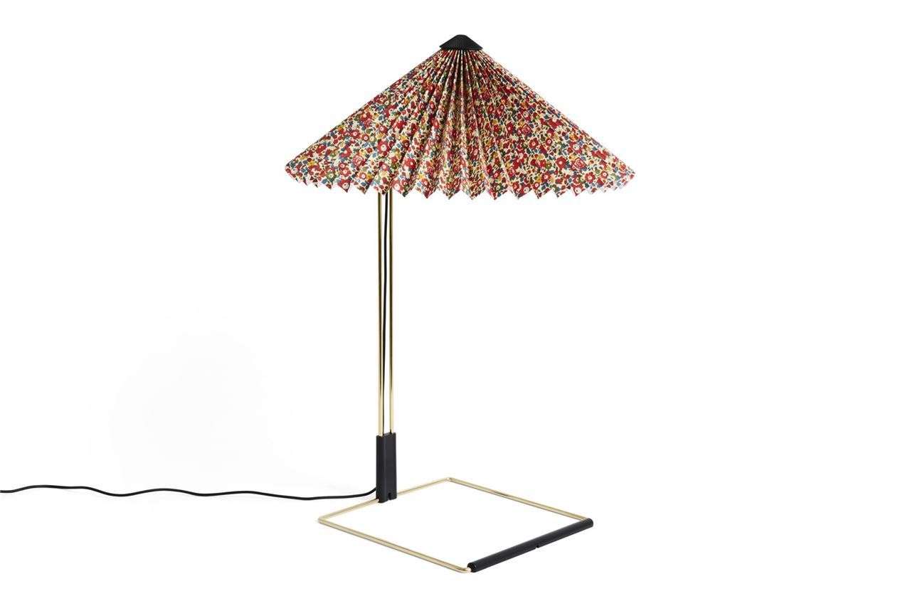 Billede af HAY x Liberty Matin Bordlampe Limited Edition H: 52 cm - Polished Brass/Betsy Ann by Liberty