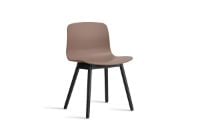 Billede af HAY AAC 12 About A Chair SH: 46 - Black Lacquered Solid Oak/Soft Brick
