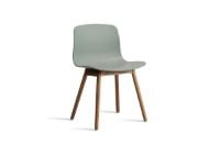Billede af HAY AAC 12 About A Chair SH: 46 - Lacquered Solid Walnut/Fall Green