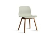 Billede af HAY AAC 12 About A Chair SH: 46 - Lacquered Solid Walnut/Pastel Green 