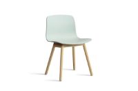 Billede af HAY AAC 12 About A Chair SH: 46 - Lacquered Solid Oak/Dusty Mint