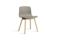 Billede af HAY AAC 12 About A Chair SH: 46 - Soaped Solid Oak/Khaki