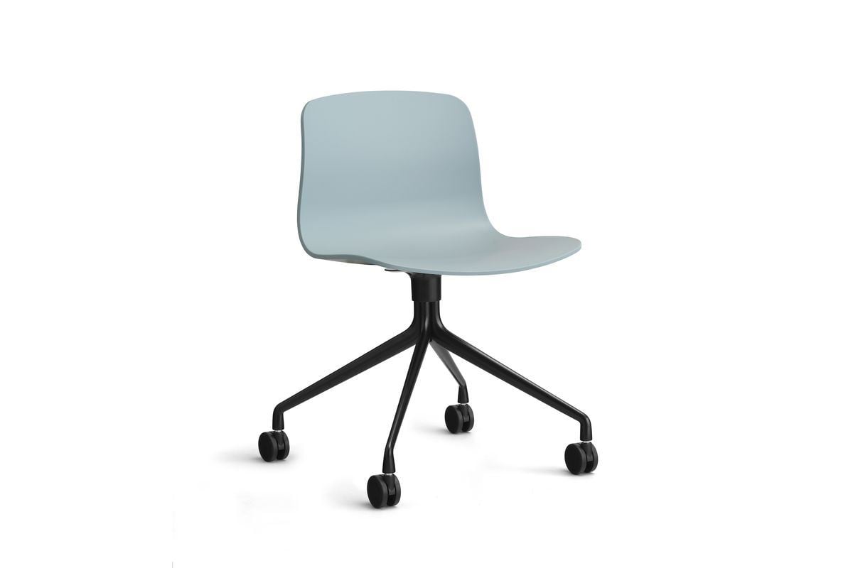 Billede af HAY AAC 14 About A Chair SH: 46 cm - Black Powder Coated Aluminium/Dusty Blue