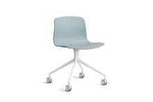 Billede af HAY AAC 14 About A Chair SH: 46 cm - White Powder Coated Aluminium/Dusty Blue