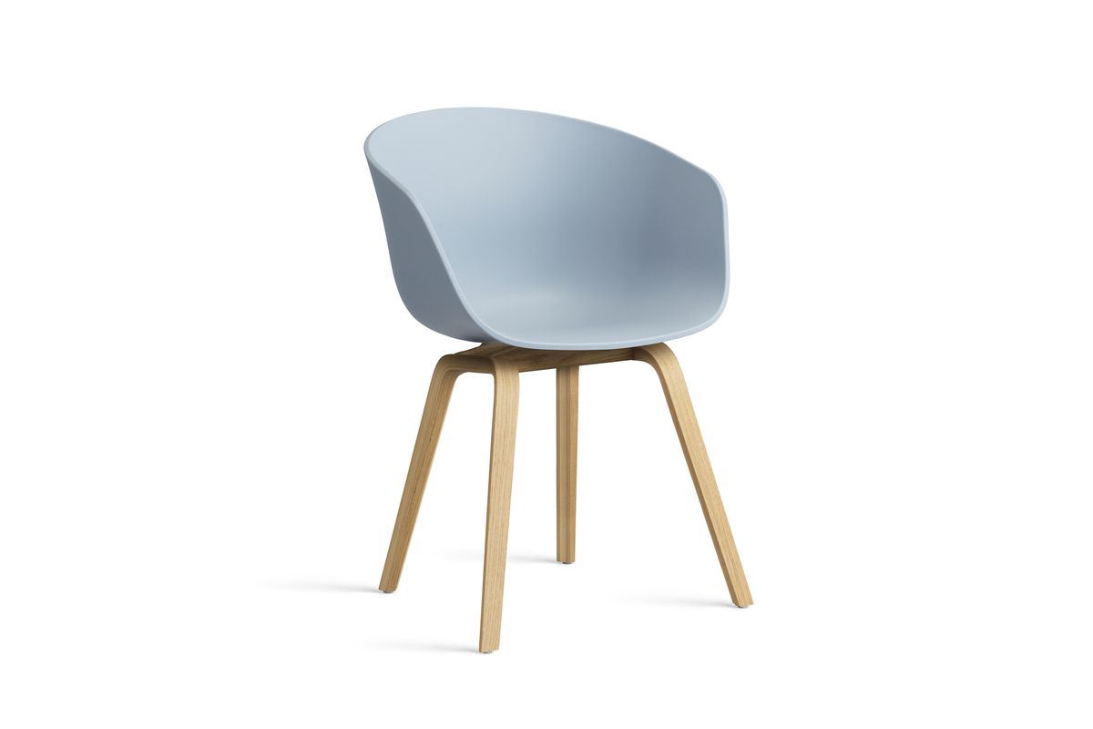 Billede af HAY AAC 22 About A Chair SH: 46 cm - Lacquered Oak Veneer/Slate Blue