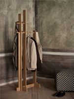 Billede af Ferm Living Bridge Clothes Stand 150x105 cm - Oiled Oak