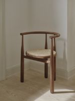 Billede af New Works Bukowski Chair SH: 46 cm - Valnød