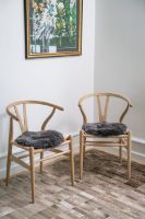 Billede af Natures Collection New Zealand Sheepskin Seat Cover Long Wool Round Ø: 38 cm - Light Grey OUTLET