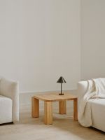 Billede af New Works Atlas Coffee Table 60 x 60 cm - Natural Oak