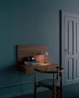 Billede af New Works Tana Wall Mounted Desk 84,8x47,3 cm - Black Stained Oak