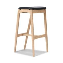 Billede af Sibast Furniture No 7 Barstol Lav H: 65 cm - Eg Hvidolie/Sort Læder 
