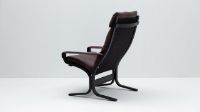 Billede af LK Hjelle Siesta Classic Lænestol Høj m. Armlæn SH: 45 cm - Black/Hemsen Anilin Brown