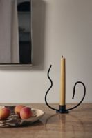 Billede af Ferm Living Valse Candle Holder Low H: 18,4 cm - Black 