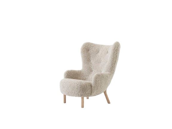 Billede af &Tradition Petra VB3 Lounge Chair SH: 40 cm - Oiled Oak/Sheepskin Moonlight