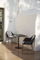 Billede af Cane-line Outdoor Go Cafébord + Breeze Stole Havemøbelsæt - Lava Grey/Aluminium/Black