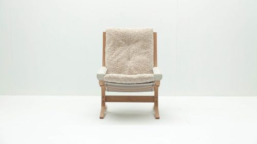 LK Hjelle Siesta Ovis Lænestol Høj Med Armlæn - Nature/Sheepskin Moonlight