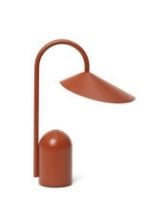 Billede af Ferm Living Arum Portable Lamp H: 30 cm - Oxide Red FORUDBESTIL: SLUT JULI 2024 