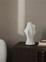 Billede af Ferm Living Dae Table Lamp H: 42 cm - White