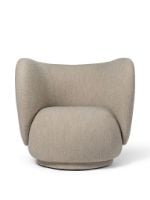 Billede af Ferm Living Rico Lounge Chair H: 76,5 cm - Soft Bouclé/Natural
