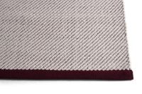 Billede af HAY Bias Rug Tint 140x200 cm - Cherry Tint