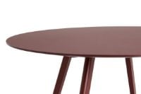 Billede af HAY CPH 25 2.0 Round Table Ø: 140 cm - Bordeaux Lacquered Solid Oak/Bordeaux Linoleum