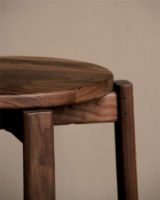 Billede af Audo Copenhagen Passage Stool H: 45 cm - Walnut