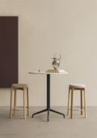 Billede af Audo Copenhagen Passage Counter Stool Upholstered H: 66 cm - Natural Oak/Bouclé 02 Beige