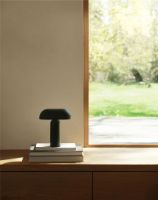 Billede af Normann Copenhagen Porta Table Lamp - Mørkegrøn 